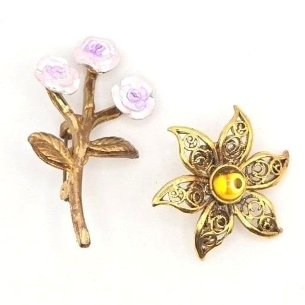 Gold Tone Flower‎ Brooch Set With Tacoa Flower and Enamel Rose Stem Pin Vintage